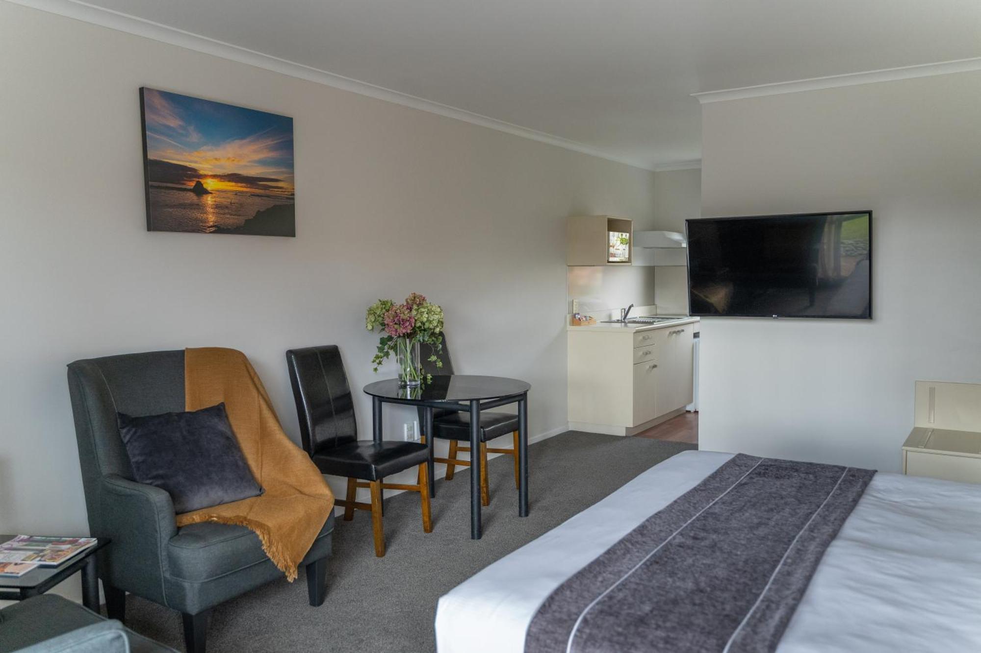 Pacific Coast Motor Lodge ฟากาทาเน ภายนอก รูปภาพ