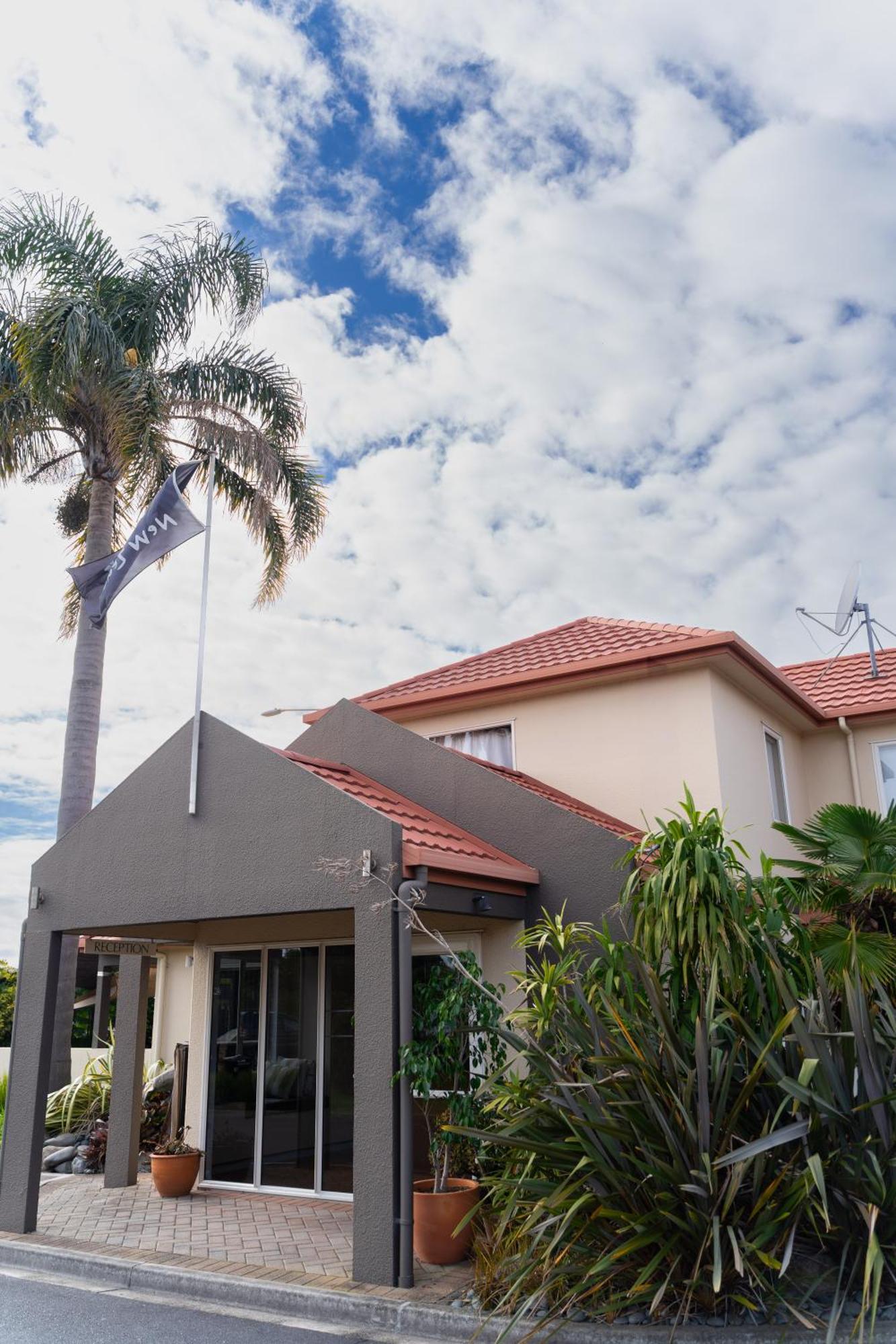 Pacific Coast Motor Lodge ฟากาทาเน ภายนอก รูปภาพ