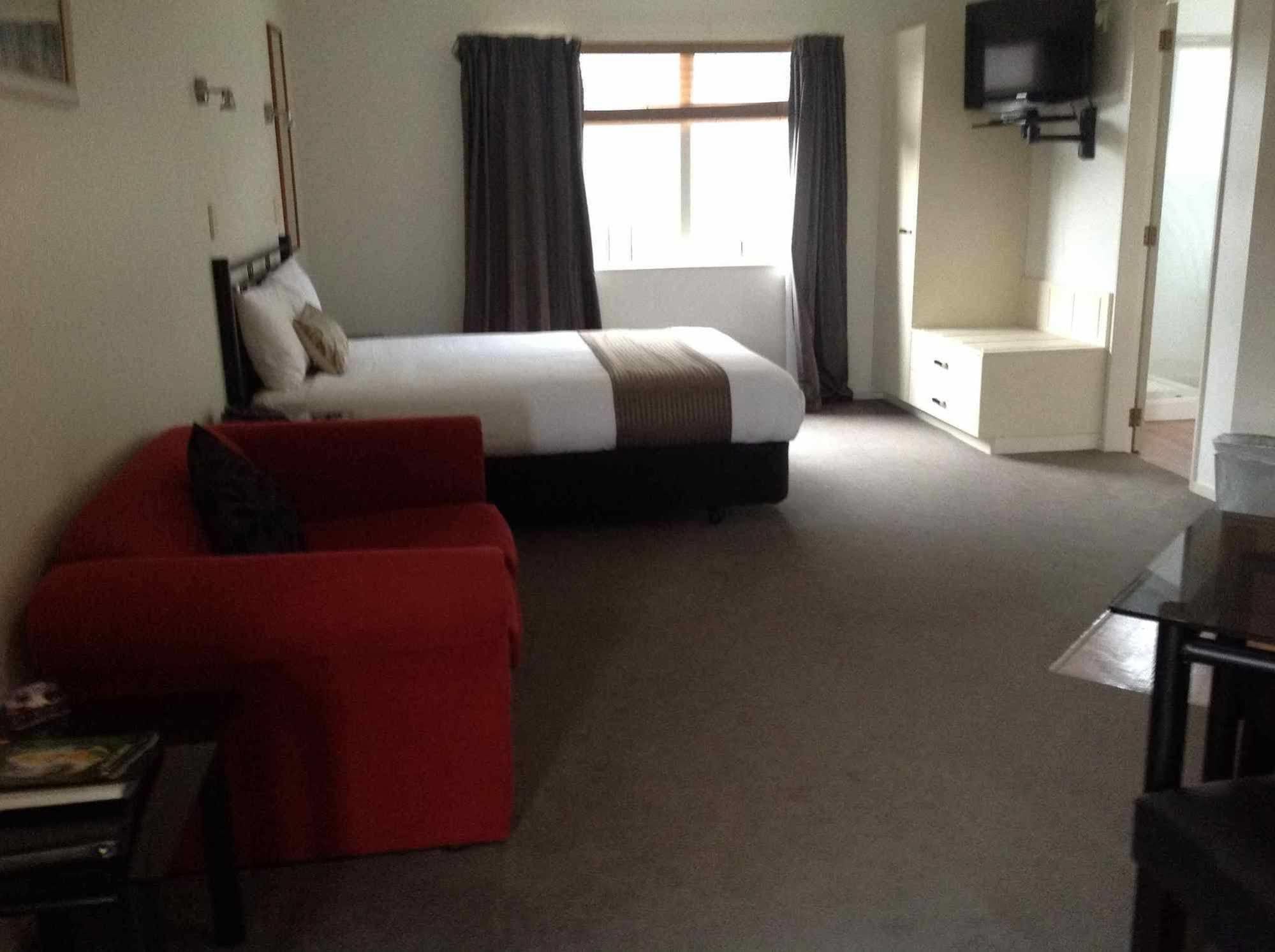Pacific Coast Motor Lodge ฟากาทาเน ภายนอก รูปภาพ